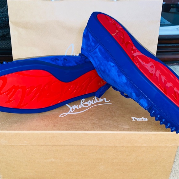 Christian Louboutin - Picture 3 of 4